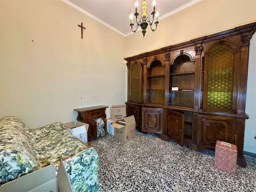 Immagine 4 di Porzione di casa in vendita  in via di tempagnano a Lucca