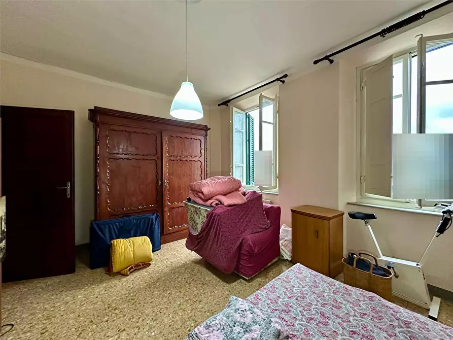 Immagine 16 di Porzione di casa in vendita  in via di tempagnano a Lucca