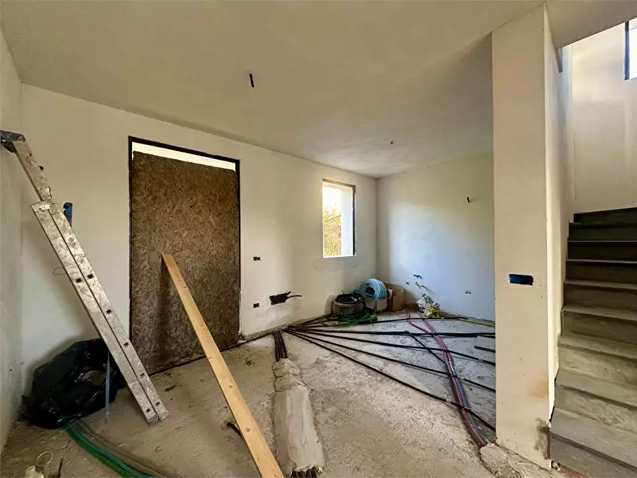 Immagine 14 di Villa in vendita  in via di Vaccoli a Lucca