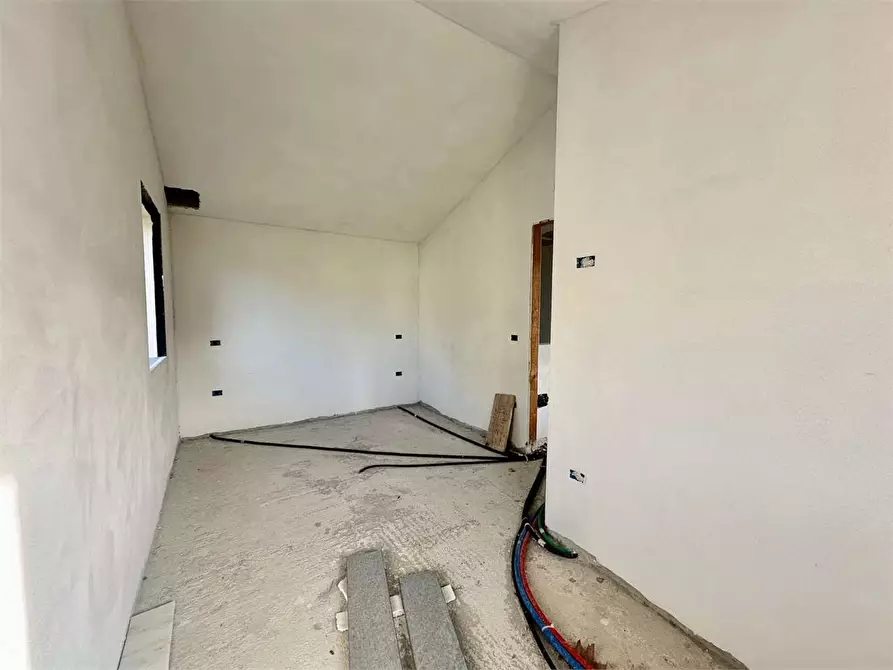 Immagine 18 di Villa in vendita  in via di Vaccoli a Lucca