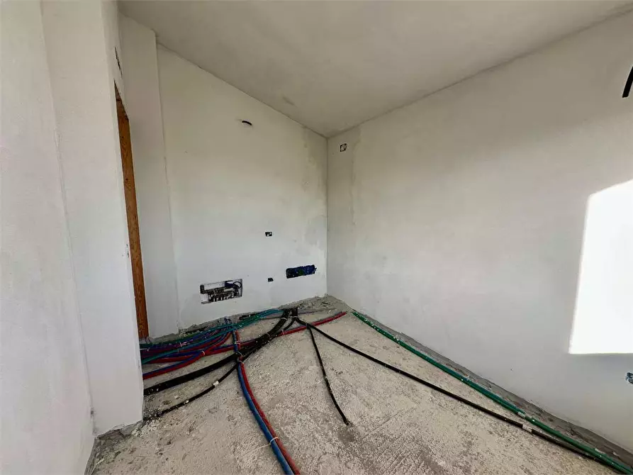 Immagine 22 di Villa in vendita  in via di Vaccoli a Lucca