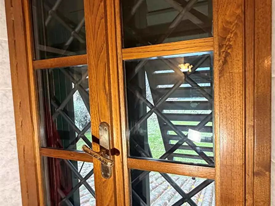 Immagine 35 di Rustico / casale in vendita  in gragnano 1 a Capannori