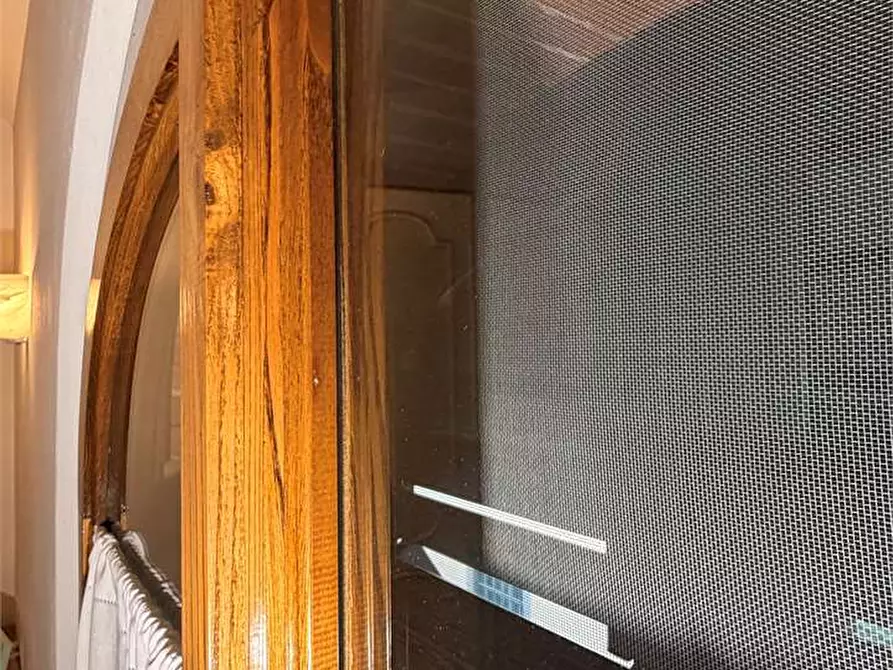 Immagine 28 di Rustico / casale in vendita  in gragnano 1 a Capannori