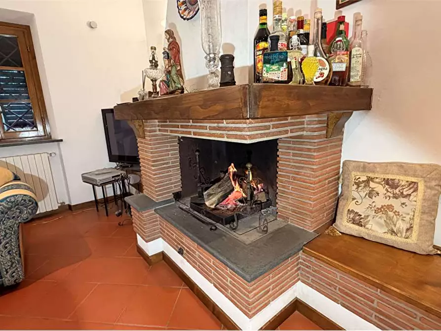 Immagine 9 di Rustico / casale in vendita  in gragnano 1 a Capannori