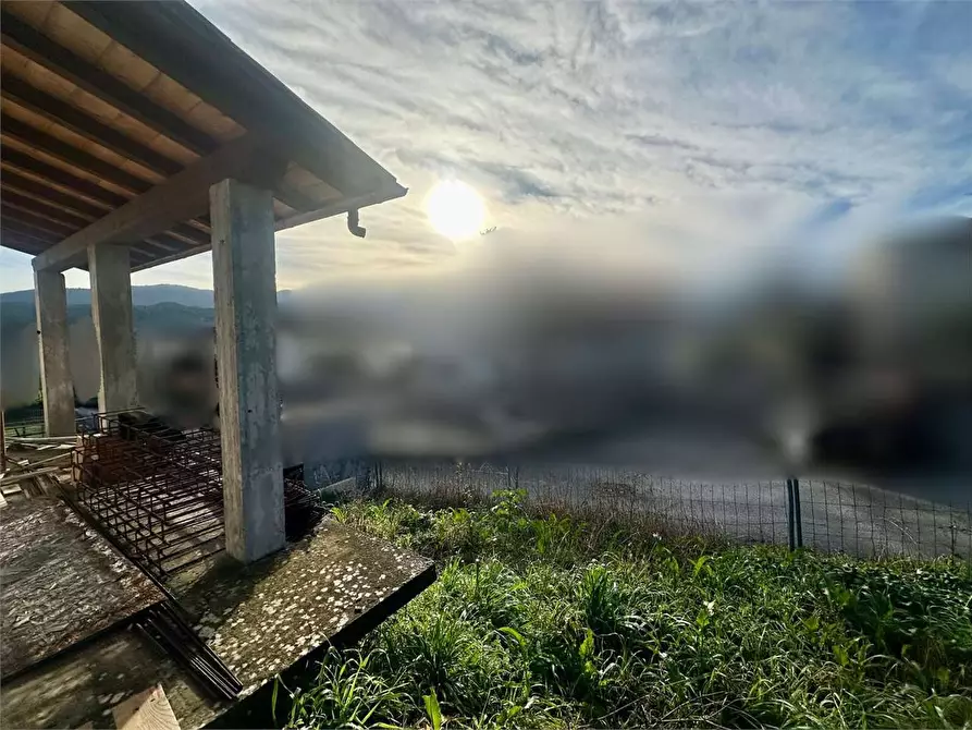 Immagine 8 di Villa in vendita  in via di Vaccoli a Lucca