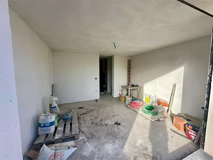 Immagine 25 di Villa in vendita  in via di Vaccoli a Lucca