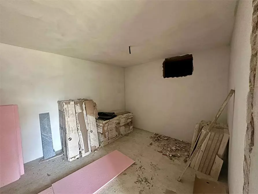 Immagine 28 di Villa in vendita  in via di Vaccoli a Lucca
