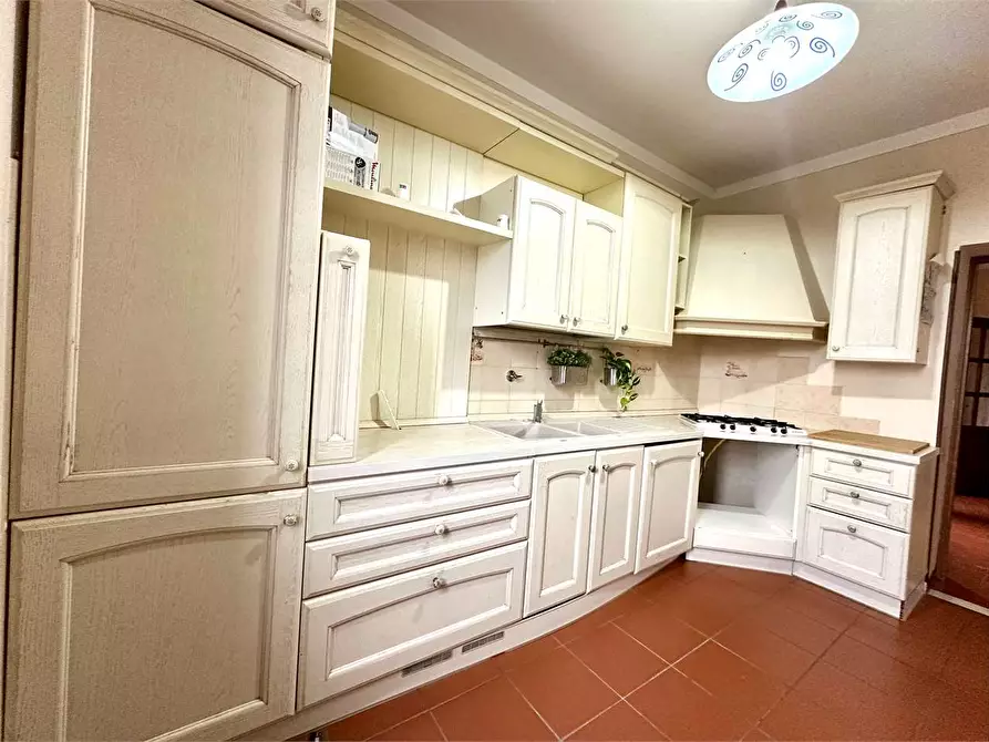 Immagine 1 di Appartamento in vendita  in via giovanni Volpi a Lucca