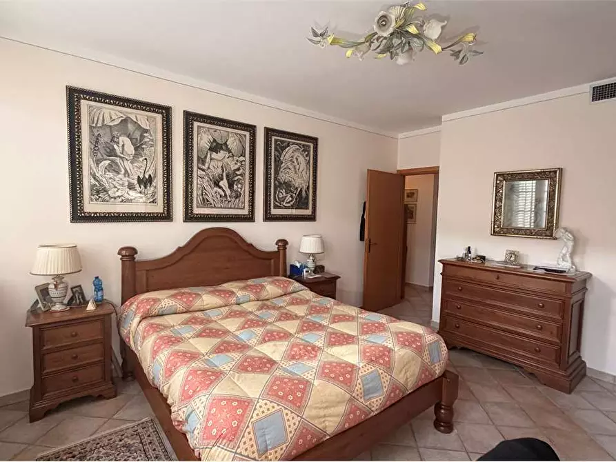 Immagine 8 di Casa bifamiliare in vendita  in via Lombarda  a Capannori