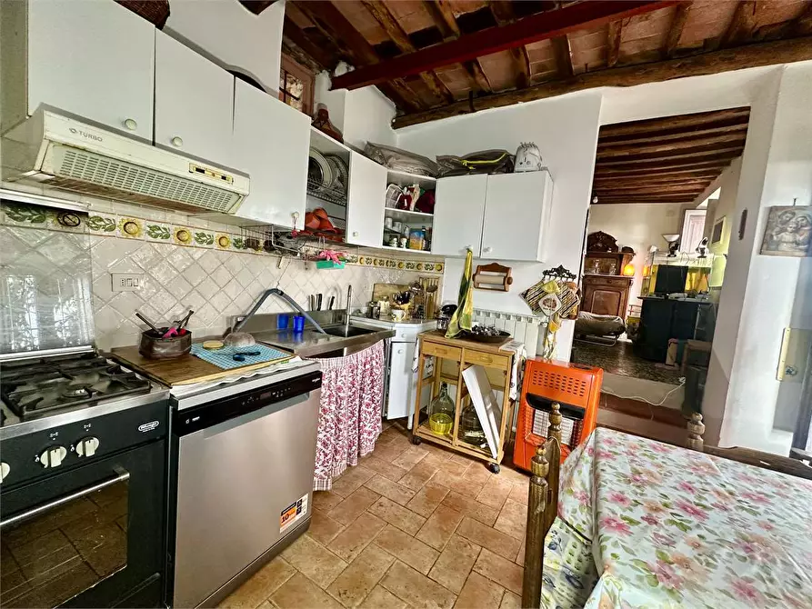 Immagine 7 di Casa bifamiliare in vendita  in ciciana  a Lucca