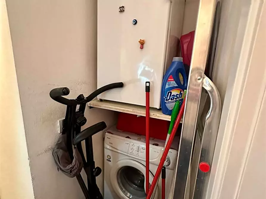 Immagine 13 di Appartamento in vendita  in via della chiesa a Lucca