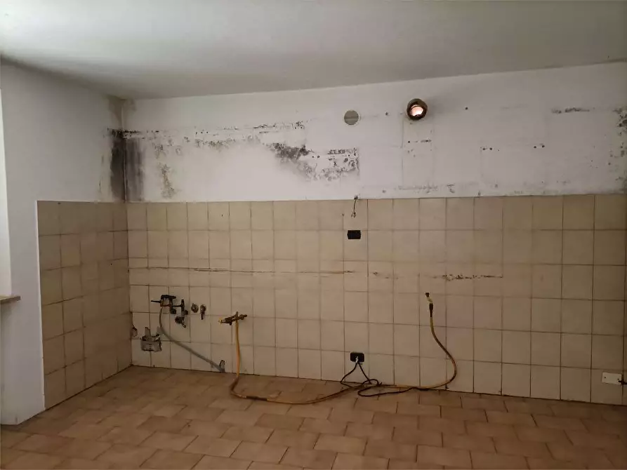 Immagine 23 di Casa indipendente in vendita  in via delle selvette a Capannori