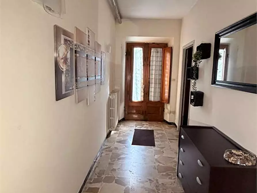 Immagine 10 di Casa bifamiliare in vendita  in via dei selmi 40 a Capannori