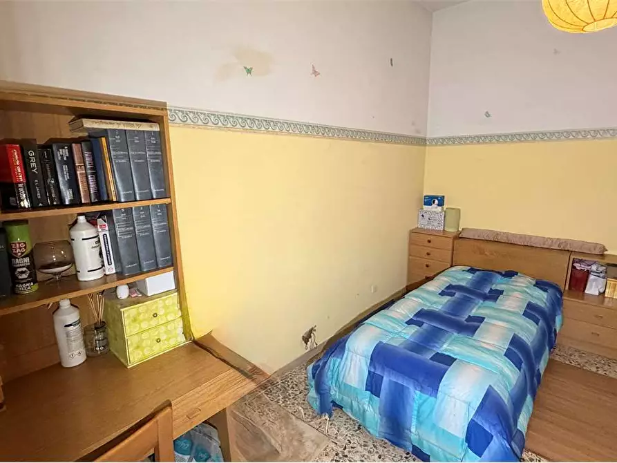 Immagine 15 di Casa bifamiliare in vendita  in via dei selmi 40 a Capannori