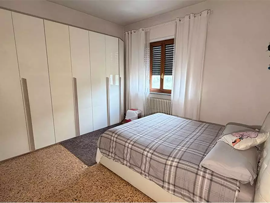 Immagine 16 di Casa bifamiliare in vendita  in via dei selmi 40 a Capannori