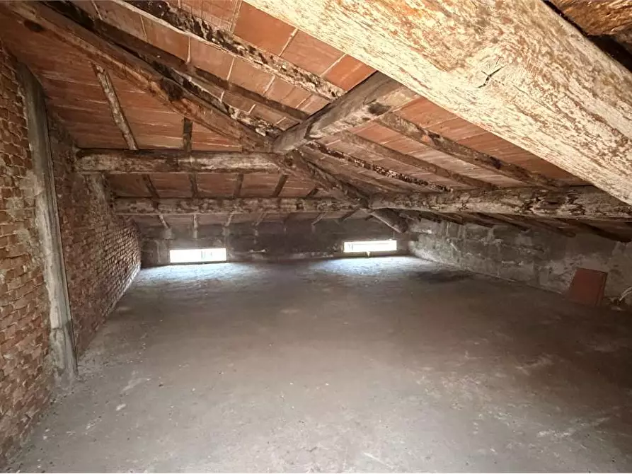 Immagine 29 di Casa bifamiliare in vendita  in via dei selmi 40 a Capannori