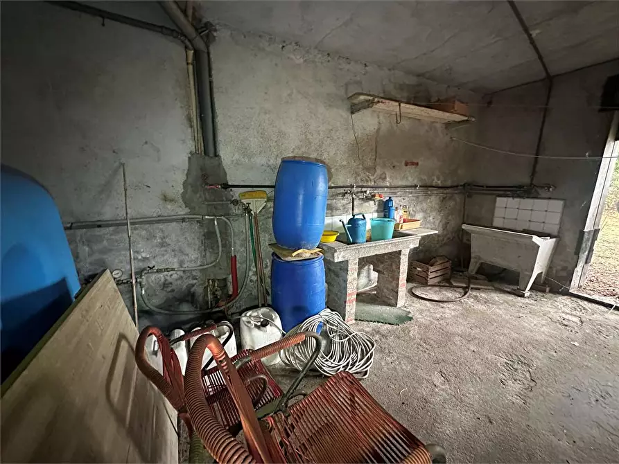 Immagine 32 di Rustico / casale in vendita  in via casanuova  a Buggiano