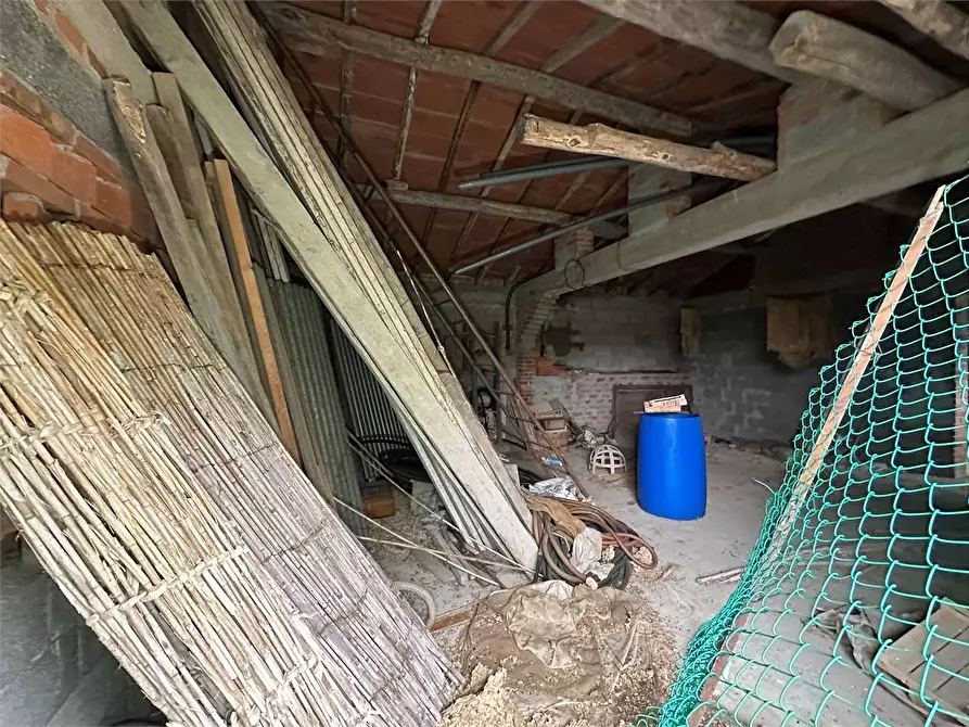 Immagine 36 di Rustico / casale in vendita  in via casanuova  a Buggiano