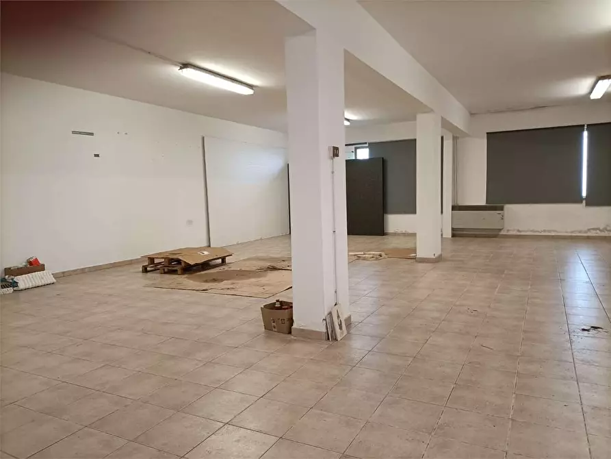 Immagine 7 di Capannone industriale in affitto  in via Leccio a Porcari