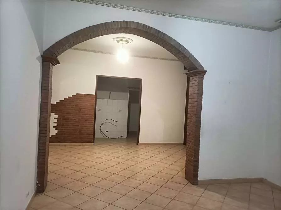 Immagine 8 di Appartamento in vendita  in Viale Marconi a Altopascio