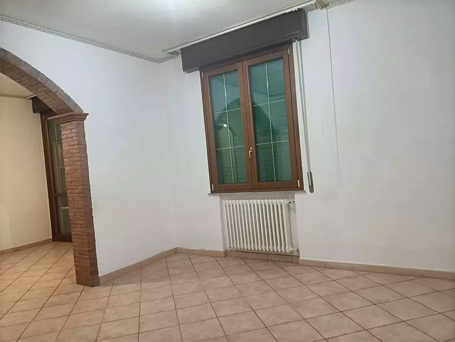 Immagine 3 di Appartamento in vendita  in Viale Marconi a Altopascio