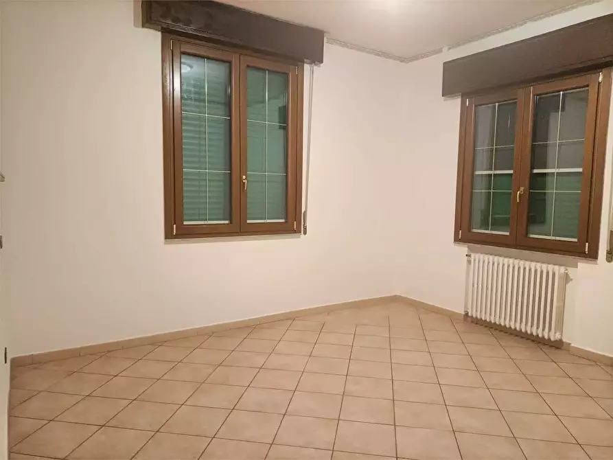 Immagine 12 di Appartamento in vendita  in Viale Marconi a Altopascio