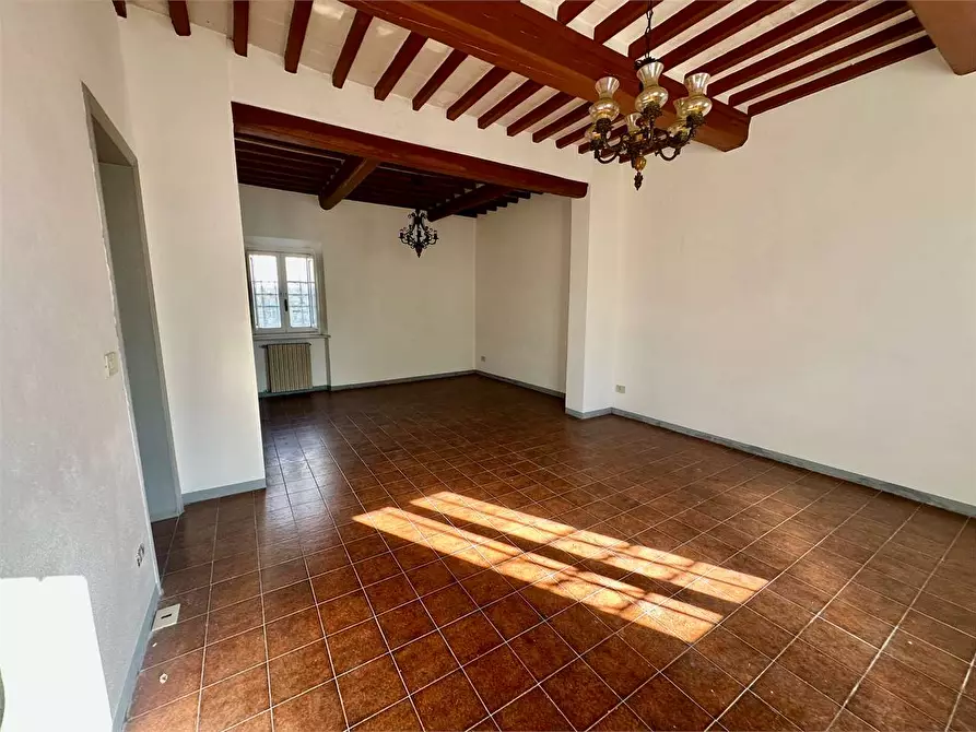 Immagine 5 di Porzione di casa in vendita  in via di chiasso roggi a Capannori