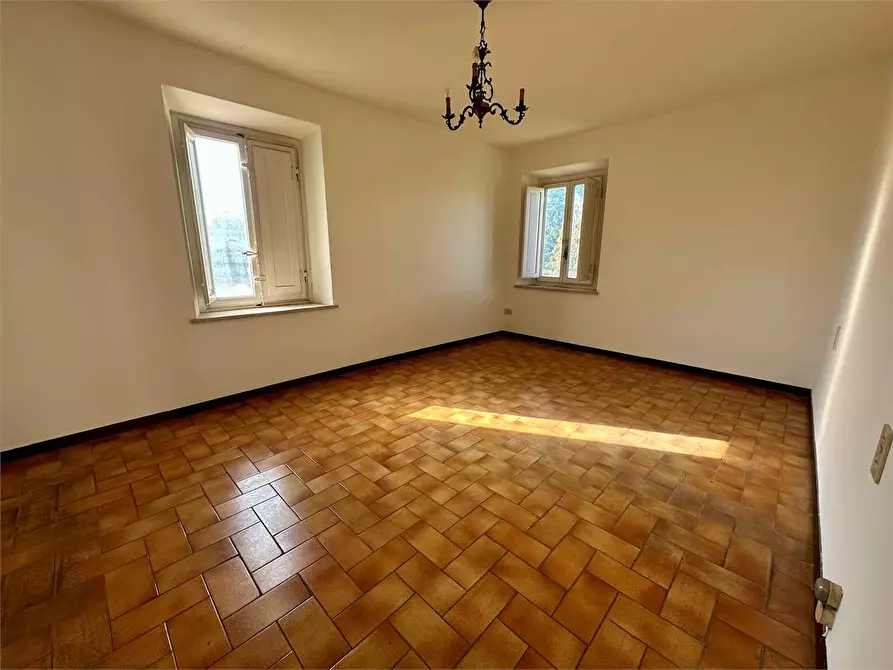 Immagine 15 di Porzione di casa in vendita  in via di chiasso roggi a Capannori