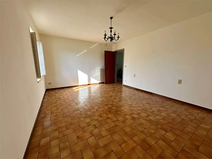 Immagine 26 di Porzione di casa in vendita  in via di chiasso roggi a Capannori