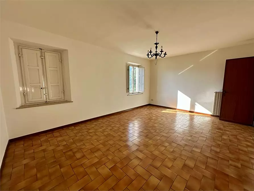 Immagine 24 di Porzione di casa in vendita  in via di chiasso roggi a Capannori