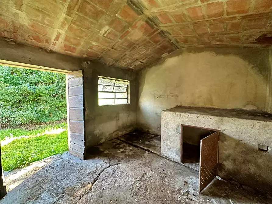 Immagine 35 di Porzione di casa in vendita  in via di chiasso roggi a Capannori