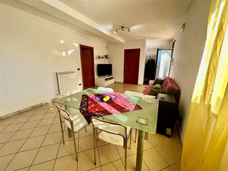 Immagine 4 di Appartamento in vendita  in via chimenti a Altopascio