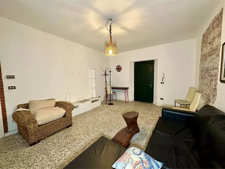 Immagine 4 di Casa indipendente in vendita  in via della pace a Montecarlo