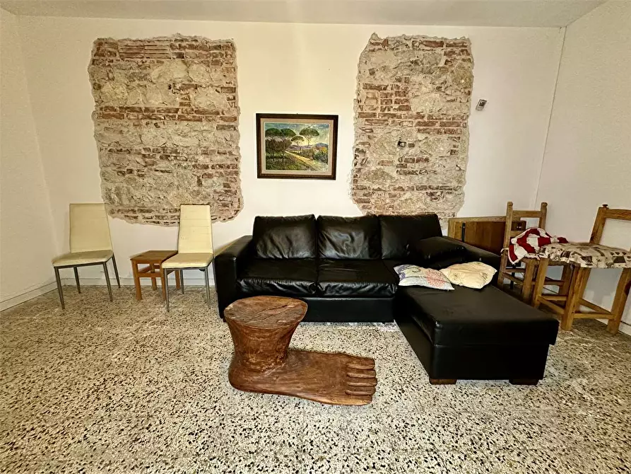 Immagine 5 di Casa indipendente in vendita  in via della pace a Montecarlo