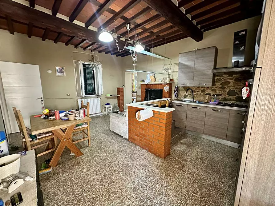 Immagine 7 di Casa indipendente in vendita  in via della pace a Montecarlo