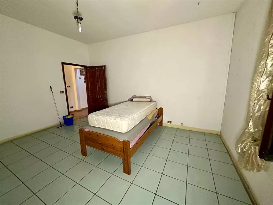 Immagine 14 di Casa indipendente in vendita  in via della pace a Montecarlo