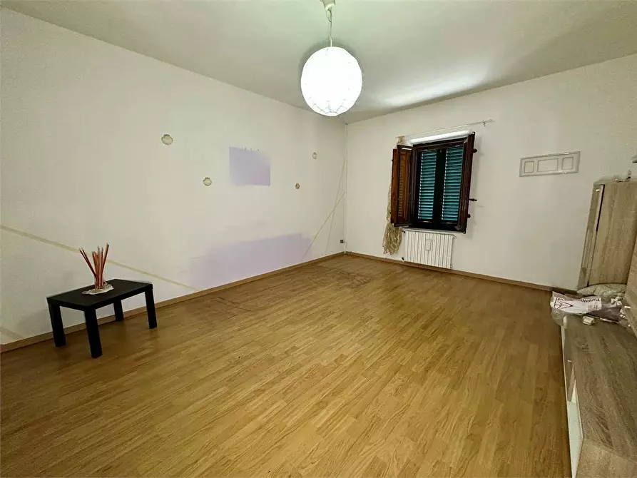 Immagine 17 di Casa indipendente in vendita  in via della pace a Montecarlo