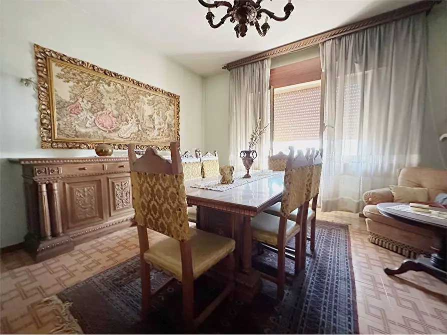 Immagine 4 di Villa in vendita  in Lammari  a Capannori