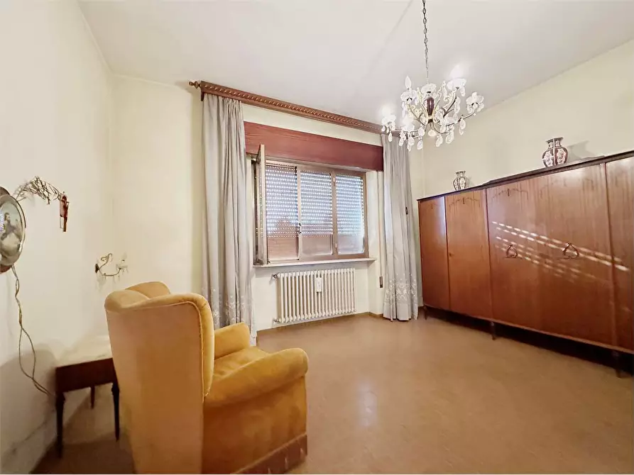 Immagine 9 di Villa in vendita  in Lammari  a Capannori