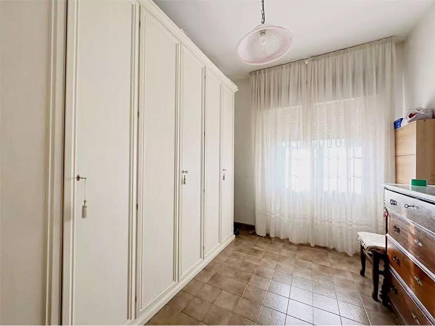 Immagine 25 di Villa in vendita  in Lammari  a Capannori