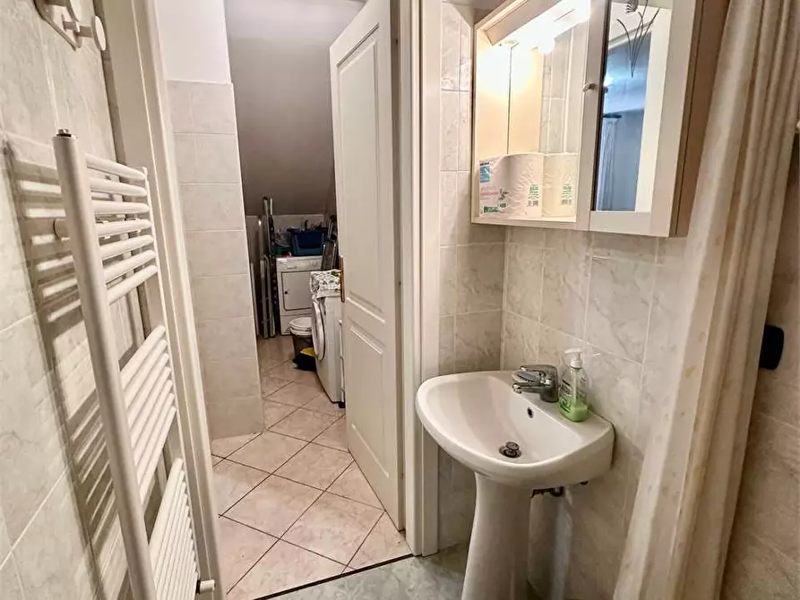 Immagine 11 di Villetta a schiera in vendita  in via delle ville 493 a Capannori