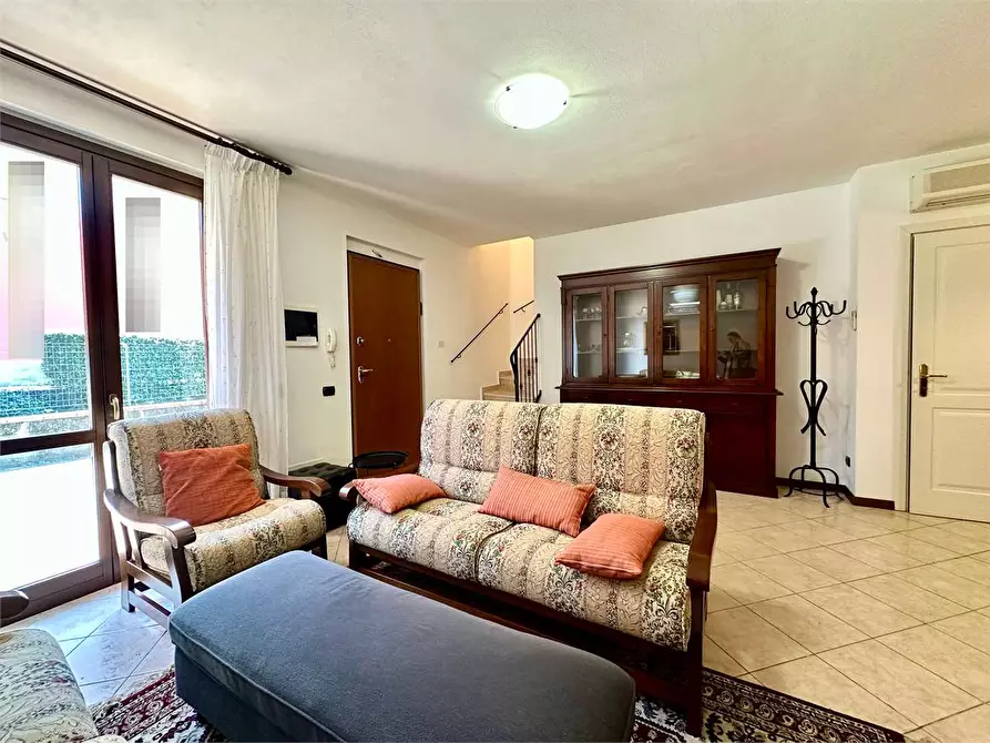 Immagine 4 di Villetta a schiera in vendita  in via delle ville 493 a Capannori