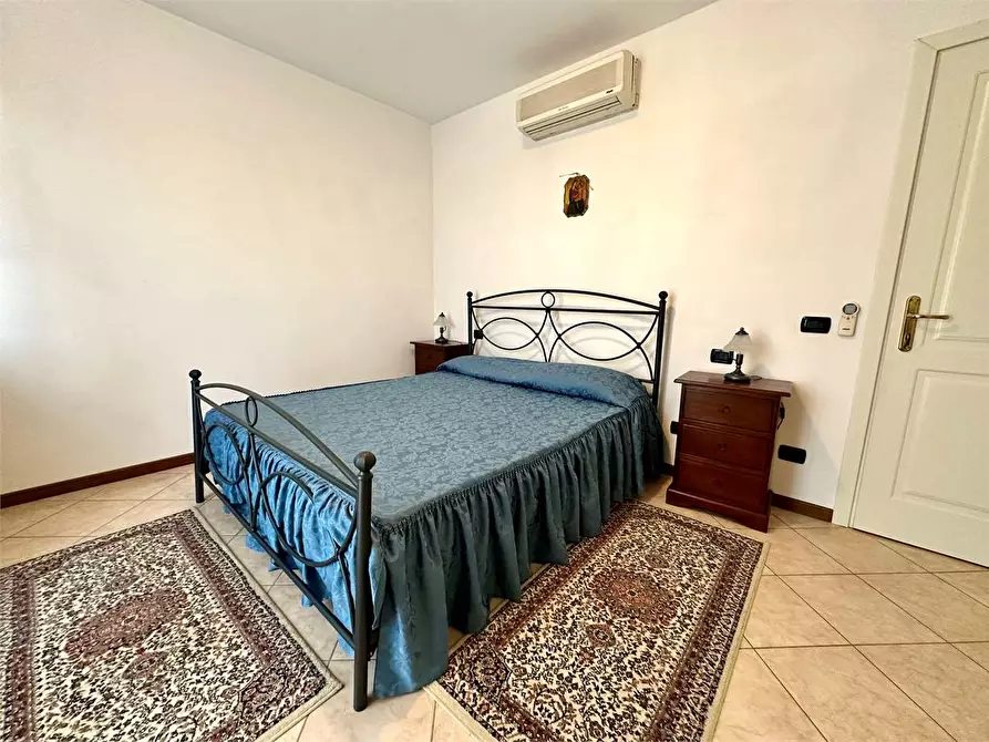 Immagine 20 di Villetta a schiera in vendita  in via delle ville 493 a Capannori