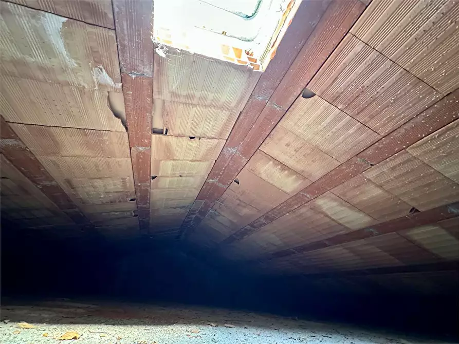 Immagine 28 di Villetta a schiera in vendita  in via delle ville 493 a Capannori