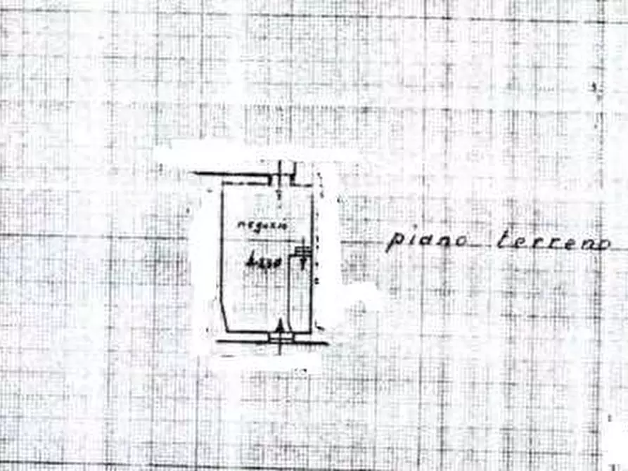 Immagine 13 di Stabile in vendita  in via delle ville  493 a Capannori