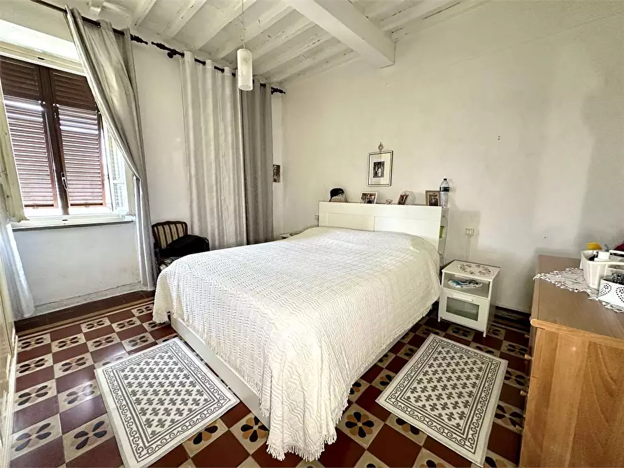 Immagine 10 di Porzione di casa in vendita  in via delle ville 493 a Capannori