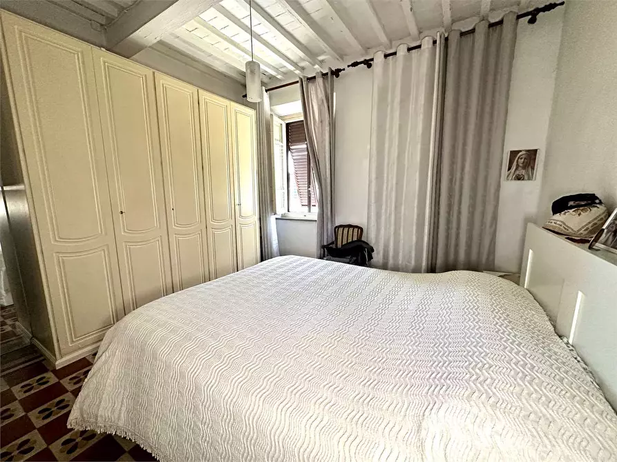 Immagine 11 di Porzione di casa in vendita  in via delle ville 493 a Capannori