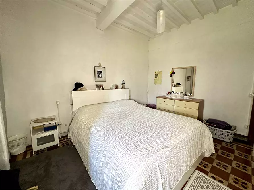 Immagine 12 di Porzione di casa in vendita  in via delle ville 493 a Capannori