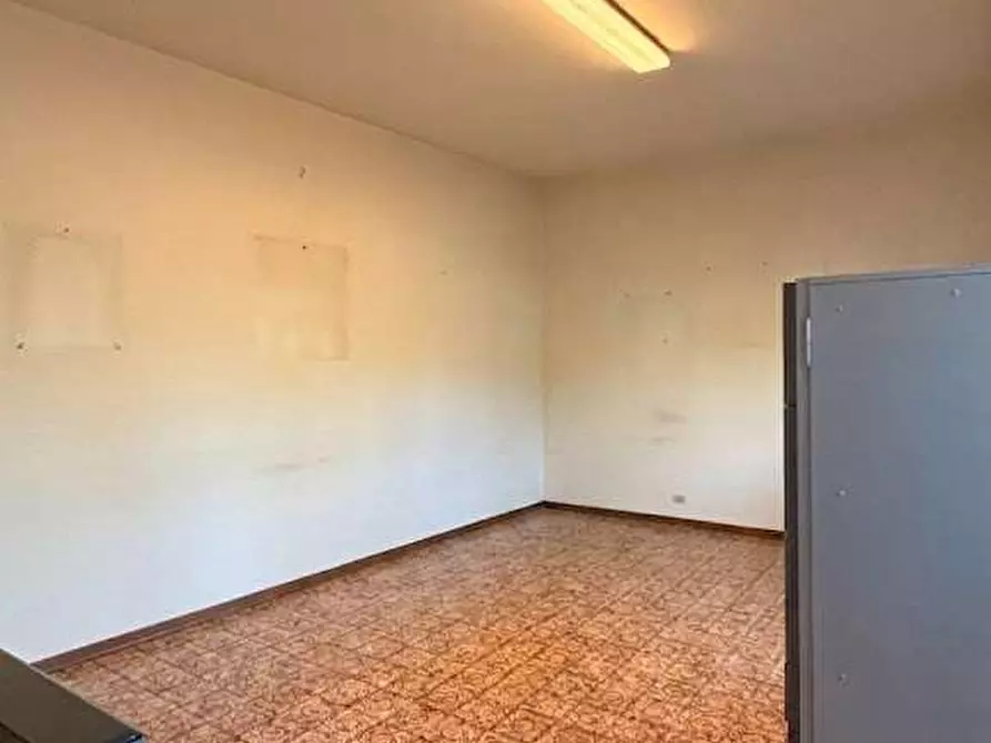 Immagine 2 di Capannone industriale in vendita  in via don emilio angeli a Capannori