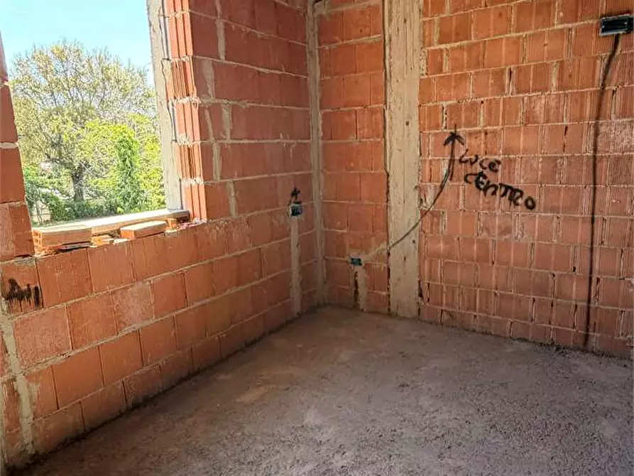 Immagine 21 di Villetta a schiera in vendita  in Camigliano a Capannori